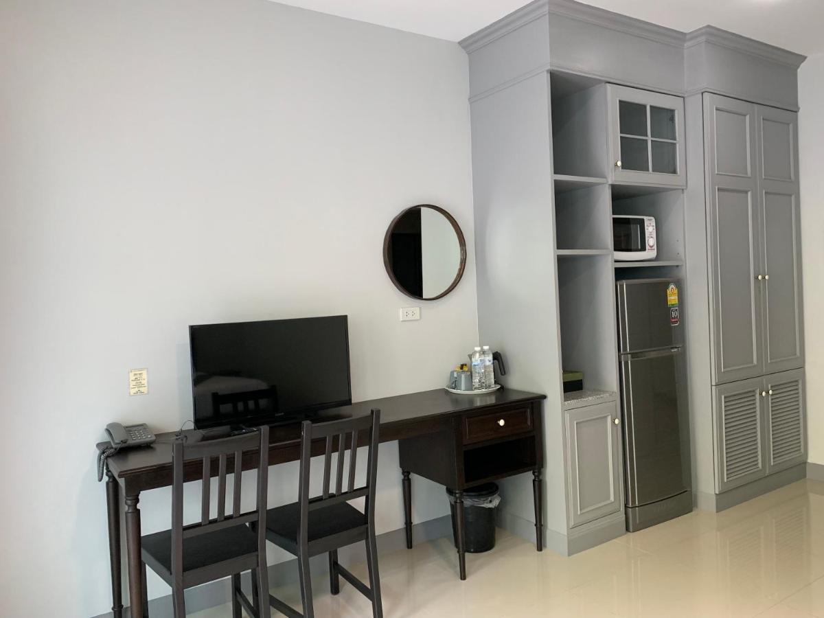 Double Tree Residence Csiangmaj Kültér fotó
