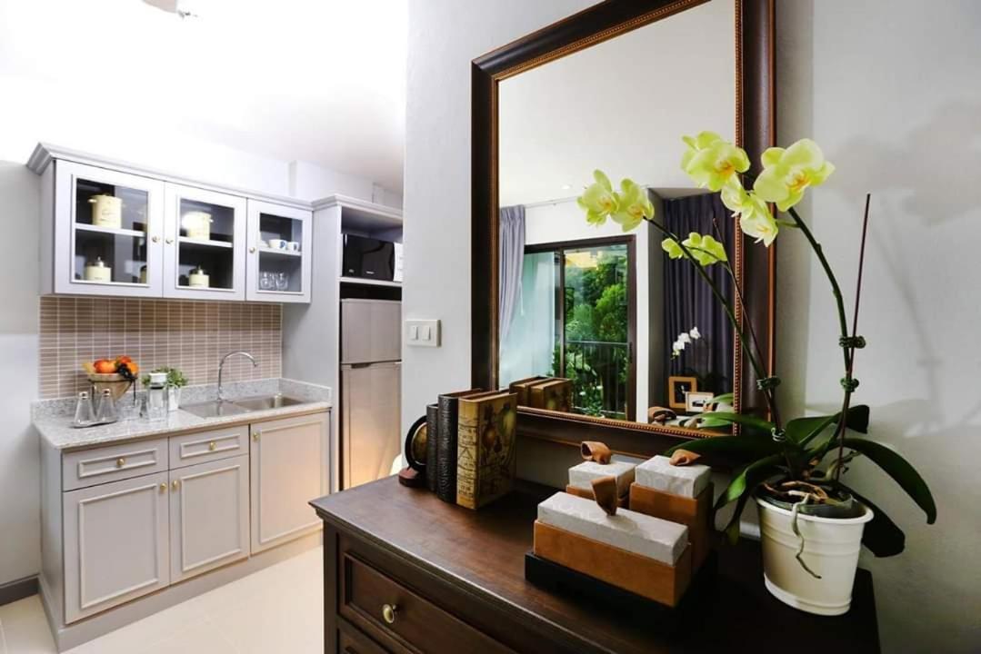 Double Tree Residence Csiangmaj Kültér fotó