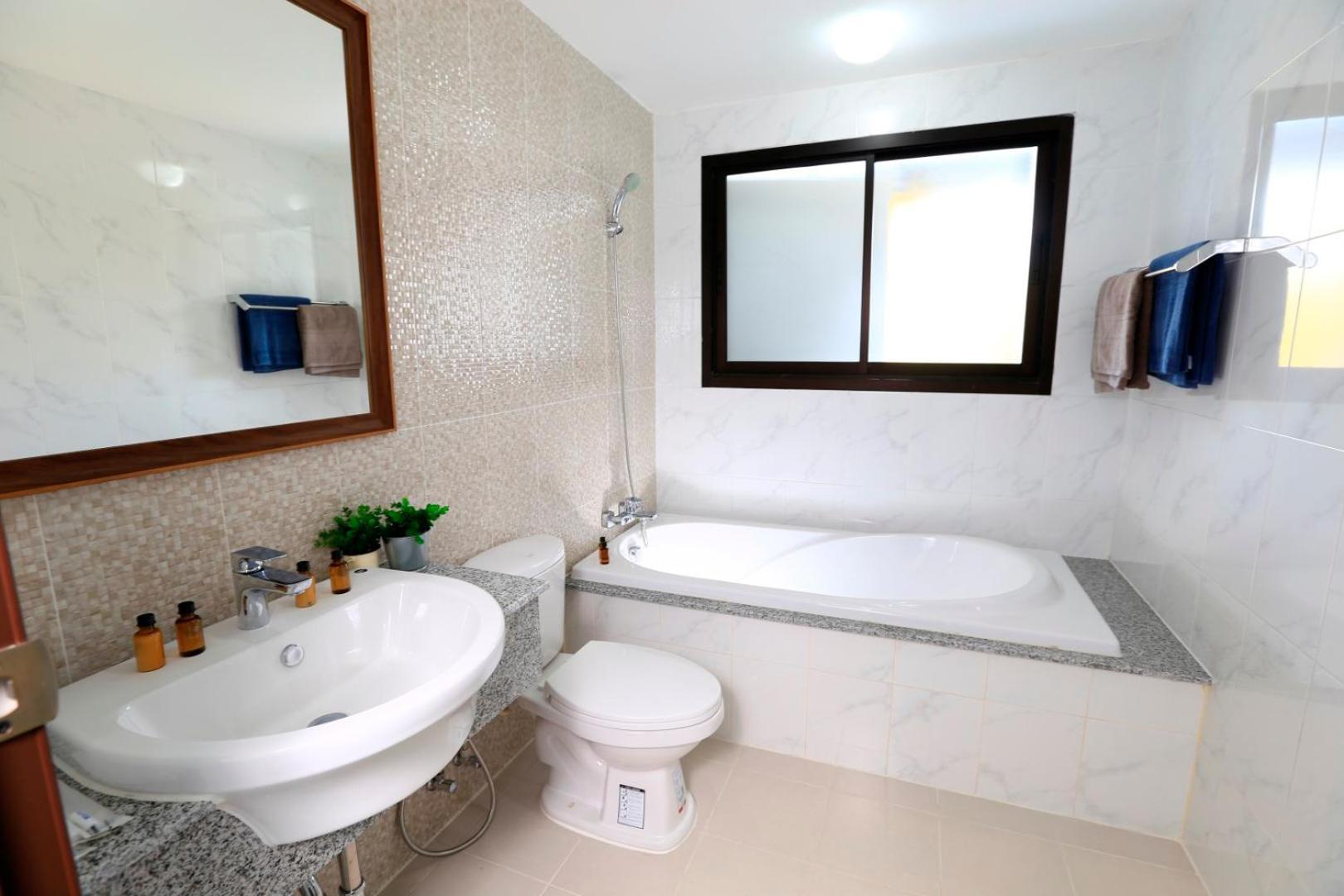 Double Tree Residence Csiangmaj Kültér fotó